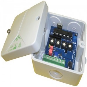 Pulse splitter - Supplied in IP65 Box :: AC Powered